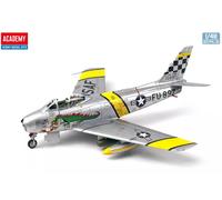 US Air Force F-86F Huff 1:48 Plástico Modelo Kit Academy