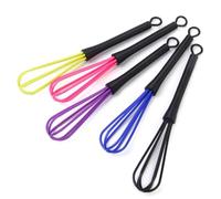 UTHCLO Batidor de Plástico para Cocina y Peluquería, 5 Unidades Colores Aleatorios, Mini Agitador de Globo Portátil, Mezclador Manual para Huevos y Tintes, 18,4 Cm de Color Aleatorio