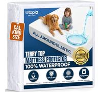 Utopia Bedding, Protector de colchón Impermeable tamaño California King, Funda de colchón de Rizo de 200 g/m², Transpirable, Estilo Ajustado con Bolsillos elásticos, Blanco