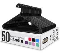 Utopia Home Perchas de Plástico Negro 50 Paquetes con Ganchos - Duraderas y Ahorran Espacio Perchas Blancas de Alta Resistencia para Abrigos, Faldas, Pantalones, Vestidos, Etc