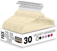 Utopia Home - Perchas de Terciopelo, Resistentes, Antideslizantes y con Gancho Giratorio 360 Grados (Paquete de 30 Unidades, Color Marfil)