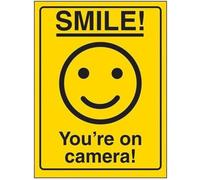 V Safety 6E064AN-RY Señal de Cara Sonriente con Texto en inglés You'Re on Camera, 150 mm x 200 mm, plástico rígido, Negro, 150mm x 200mm