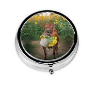 Vaca en girasoles. Este pequeño pastillero redondo es un organizador portátil de medicamentos de viaje con tres compartimentos para almacenar medicamentos diarios.