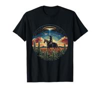 Vaquera montando a caballo en un campo de cannabis UFO Weed Trippy Camiseta