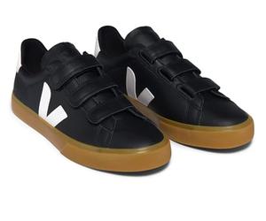 VEJA Recife Logo Sneaker