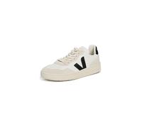 VEJA V-90 Sneaker
