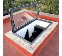 Ventana de techo, cubierta de aleación de aluminio y vidrio templado para ventilación manual e iluminación en salas de sol y sótanos
