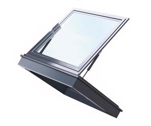 Ventana de techo manual con terraza solar templada y escotilla de acceso al sótano para una iluminación diurna óptima y visualización de nergética