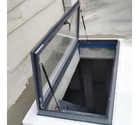 Ventana de tragaluz de aleación de aluminio para una mejor ventilación e iluminación natural, ideal para áticos y habitaciones soleadas