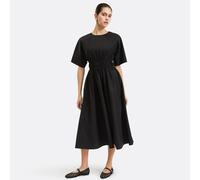 Vestido evasé largo de manga corta. Talla L. Color Negro
