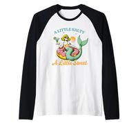 Vibraciones playeras retro de sirena «Un poco salada, un poco dulce» Camiseta Manga Raglan