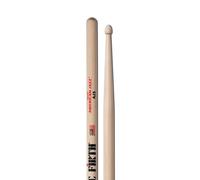 Vic FIrth - Baquetas de la serie American Jazz® AJ5 - Madera de nogal American - punta de madera en forma de lágrima