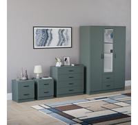 Vida Designs Riano - Juego de dormitorio de 4 piezas (mesita de noche de 1 cajón, cómoda de 4 cajones, armario con espejo de 3 puertas y 2 cajones), verde (6) (verde, con mesita de noche de 2 cajones