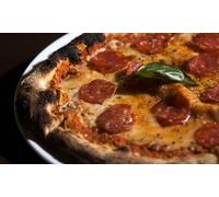 Viernes a domingo para 2: menú Love and Hate con 1 entrante 2 principales 1 postre y 2 bebidas