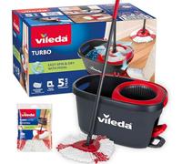 Vileda Turbo, Juego de Fregona Giratoria, Cubo con Pedal, Negro y Rojo | Palo telescópico hasta 130 cm | Escurridor centrífugo | 2 recambios de microfibra | Cabezal triangular | Cubo desmontable