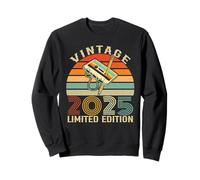 Vintage 2025 Limited Edition Retro Birthday Cassette Tape Sudadera