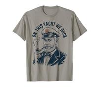 Vintage Yacht Captain On This Yacht We Rock Classy Captain Camiseta