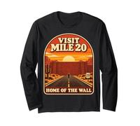 Visit Mile 20 Marathon Runner Hitting The Wall Retro Poster Manga Larga