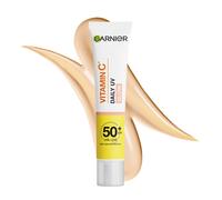 ¡17% DTO! Vitamina C Fluido Antimanchas Anti-UV Diario Efecto Glow FPS50+ 40 ml