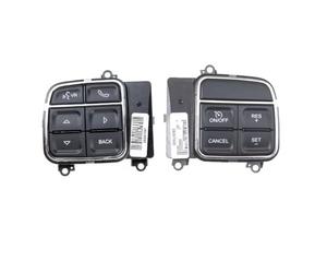 Volante BotóN MultifuncióN Control Interruptor Control Desalojo Volante Para Chrysler 300 Para Ciudad Para País 56046255AD 56046094AE(A Pair)