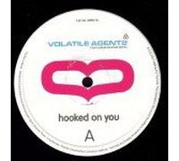 Volatile Agents Ft Simone Benn - Hooked on You [Vinilo]