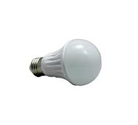 VoltShine Luminaria de plástico para tubo T8 de 1.5m, eficiente y ligera, ideal para iluminación de interiores y espacios comerciales.