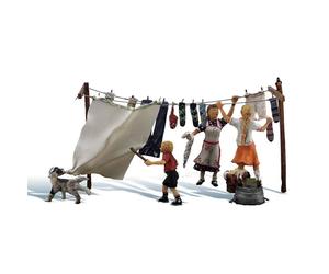 Wash Day Getaway (3 Figures, Dog & Accessories) HO Scale Woodl (Importación USA)