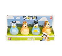 WEEBLES - Bluey 4 Pack, muñecos de la Serie Infantil con la Familia de Bluey, Bingo, Chilli y Bandit, Figuras Que se tambalean y no se Caen, Juguete Seguro para niños Desde 1 año, Famosa (WEU02000)