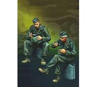 weizhang 1/35 Soldados del Tanque alemán de la Segunda Guerra Mundial descansando y cenando Modelo de Soldado de Resina (2 Personas) Kit de ensamblaje en Miniatura sin Pintar y autoensamblado-L95U66