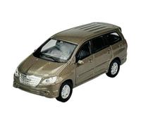 Welly 43618 - Modelo de coche compatible con Toyota Innova Braun ca 1/34-1/39 Metal Modelo Auto Die Cast Nuevo en caja