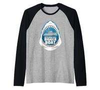 We're Gonna Need A Bigger Boat Funny Shark Meme Fisherman Camiseta Manga Raglan