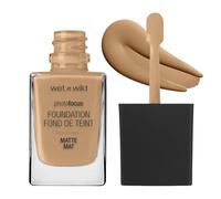 Wet n Wild - Photo Focus Foundation MATTE - Base con Fórmula Avanzada - Piel y Maquillaje Impecables para la Cámara y Sin Brillos Blancos, Fórmula Matificante - Vegano - Desert Beige - 1 Unidad