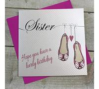 White Cotton Cards LL96-S - Tarjeta de felicitación de cumpleaños, diseño con texto en inglés "Birthday Hope you have a lovely day sister"