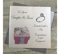 WHITE COTTON CARDS Tarjeta Grande Hecha a Mano con Texto en inglés To a Special Daughter and Fiancé Congratulations on Your Engagement, Color Blanco, XPD5p, 22cm x 22cm