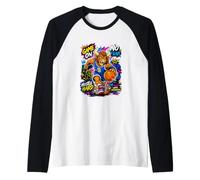Wild Legend Basketball Player with Graffiti Graphic Quotes Camiseta Manga Raglan