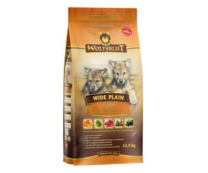 Wild plain puppy (cachorro) - caballo con boniatos