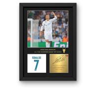 Win FC Foto enmarcada de Cristiano Ronaldo A4, firma digital reproducida, regalo para los fanáticos del Real Madrid