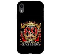 Women's Stepping Into My 69th Birthday with Grace & Faith Carcasa para iPhone XR