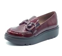 Wonders A-2821 Caribu Negro Mocasines para mujer de piel barnizada con cuña baja, Vino rojo, 37 EU