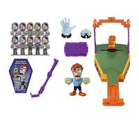 Bandai Playset World of Zombies Parque de Juegos con Figura Exclusiva