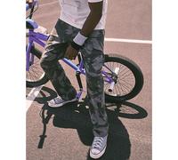 Wrangler Wrangler® X Stranger Things ™ Mike Lucas Pant Camo Talla 30 x32