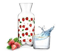 Wrenbury Juego de jarra de agua y vaso de fresa para mesita de noche, bonita jarra de agua de 680 ml con taza, encantador decantador y taza de mesa de noche con diseño de fresas, regalos de fresas