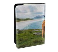 Wykjtwo Vaca de Las Tierras Altas Junto al mar, Funda para Pasaporte Cartera de Viaje de Cuero PU Funda para Pasaporte Fundas para Pasaporte 6,5 Pulgadas