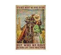 XIAOQIU Letrero de metal retro con texto en inglés "It's Not What We Have in Life But Who We Have in Our Life" para cocina, hogar, café, decoración de pared, 8 x 12 pulgadas