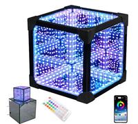 XoTiq Luz de túnel con espejo infinito, cubo de color RGB con control remoto y aplicación, lámpara de escritorio con carga USB, adecuada para decoraciones navideñas en el hogar y la oficina