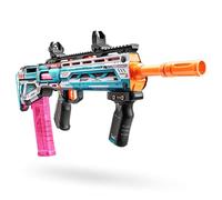 XSHOT Skins Pro Series 1 Anime Long Shot de ZURU. Incluye 40 Dardos con tecnología Air Pocket, Almacenamiento para Dardos y diseño para Exteriores. Ideal para niños, niñas, Adolescentes y Adultos.