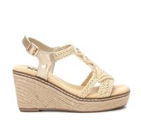 XTI - Sandalia Mujer Oro - Calzado Cómodo y Versátil - Moda casual - Modelo 14275303 (Talla 39)