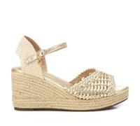 XTI - Sandalia Mujer Oro - Calzado Cómodo y Versátil - Moda casual - Modelo 14397501 (Talla 39)