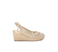 Xti Sandalia señora trenzada con cuña en yute. Oro 38