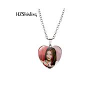 (XXXL215) Elegante collar con colgante de corazón "Locos por el amor", nuevo álbum de Itzy, con cadena clásica